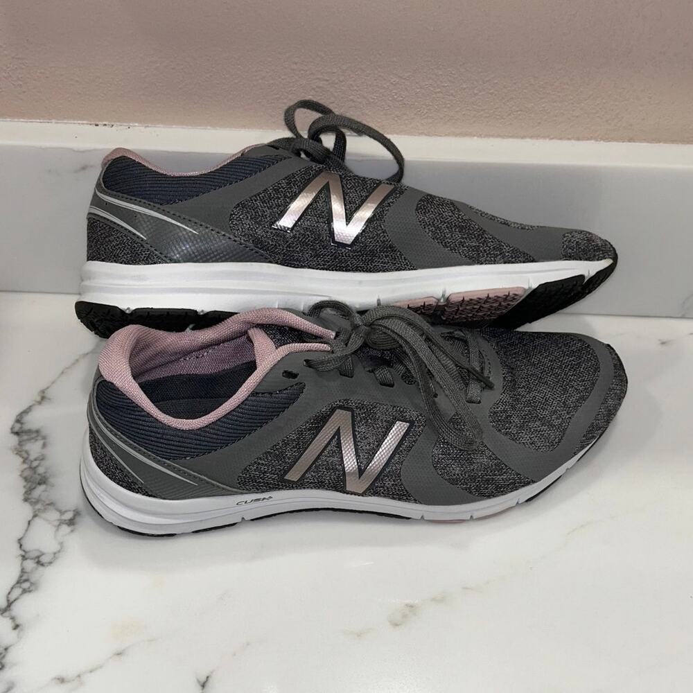 New Balance Ultrasoft Ortholite Athletic Shoes Size 8 Women's - Picture 3 of 8
